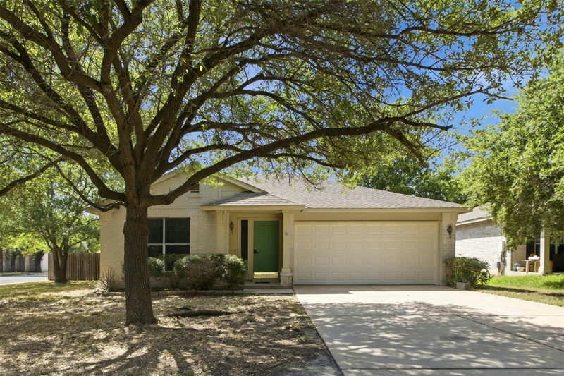 17400 Bottle Springs Ln — exterior