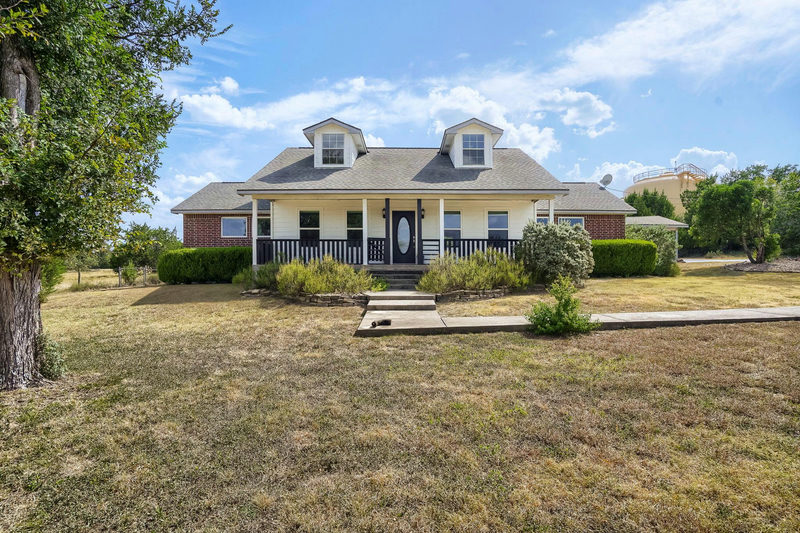 162 Arnold Dr — exterior