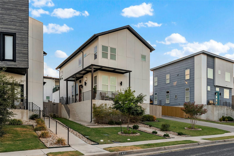 7417 Cordoba Dr — exterior