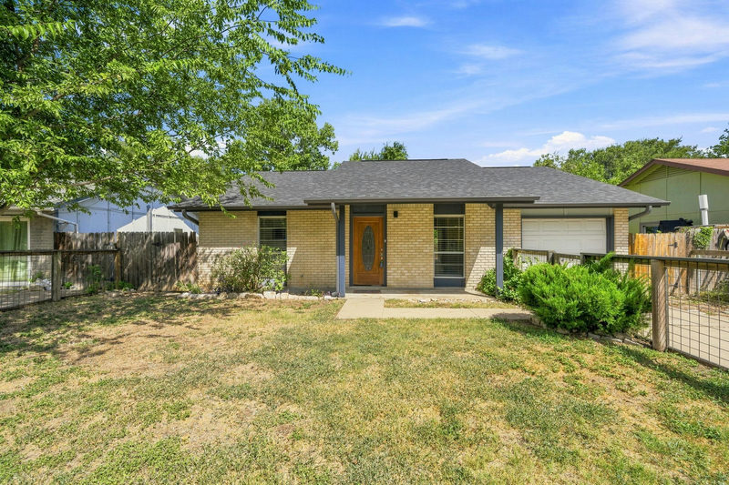 6712 Ripple Run — exterior