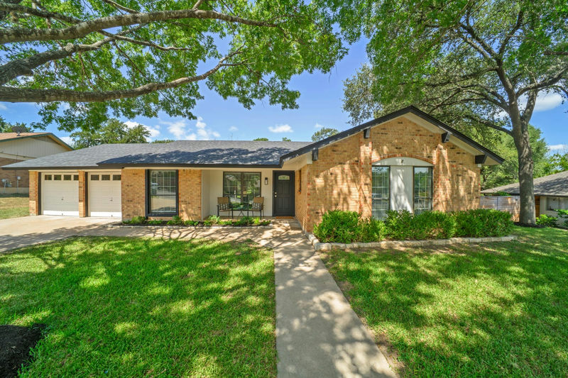 5912 Cherry Creek Dr — exterior