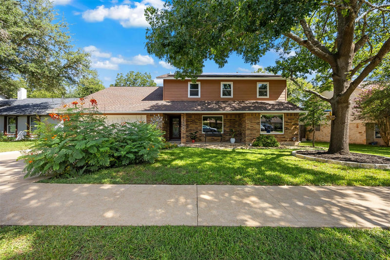 11506 D K Ranch Rd — exterior