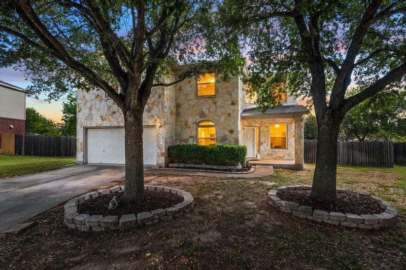 118 Rio Grande Dr — exterior