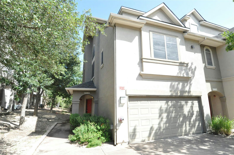11203 Ranch Road 2222 Rd #1401 — exterior