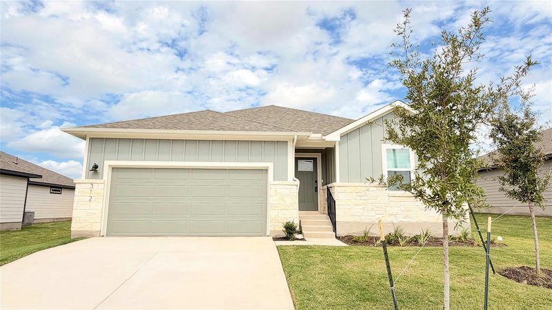 312 Wheel Horse Rd — exterior