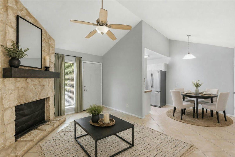 4307 S 1st St #206 — exterior
