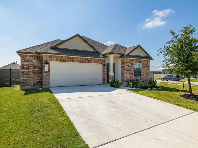 145 Blue Blaze Trl — exterior