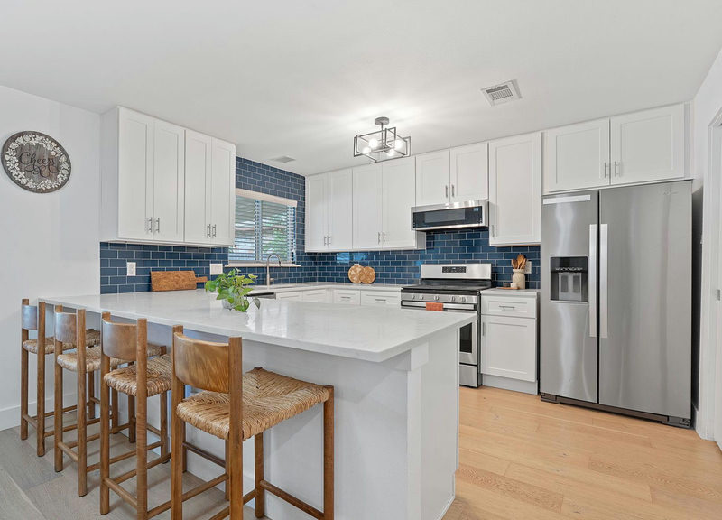 6008 Smith Oak Trl — exterior