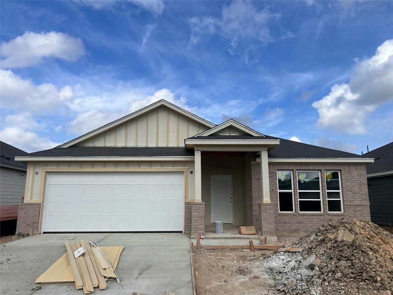 9400 Furman Dr — exterior