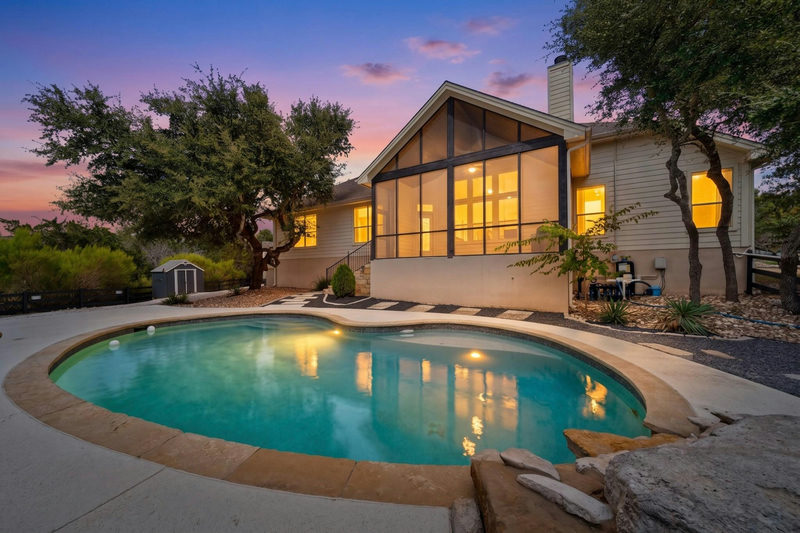 302 High Plains Dr — exterior
