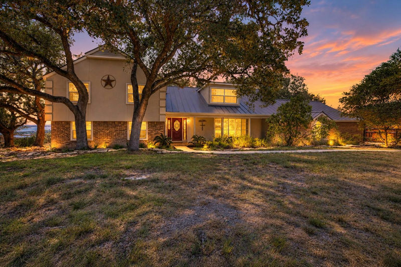 544 Military Dr — exterior