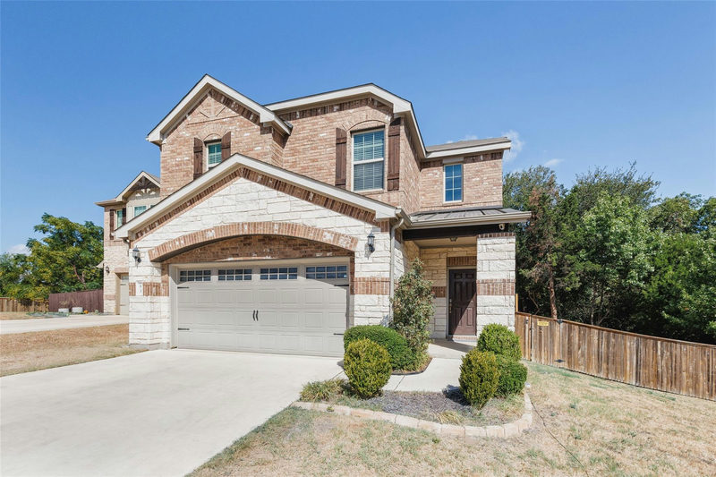 1051 Kenney Fort Xing #63 — exterior
