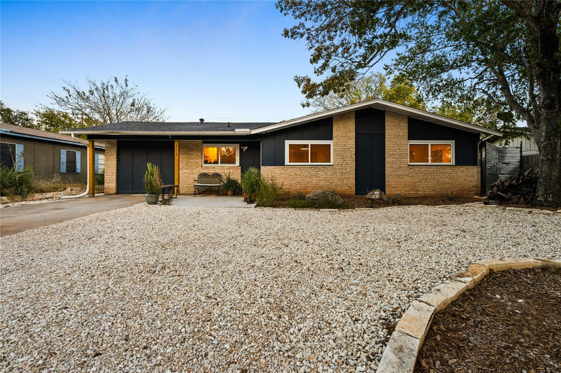 4603 Dudmar Dr — exterior