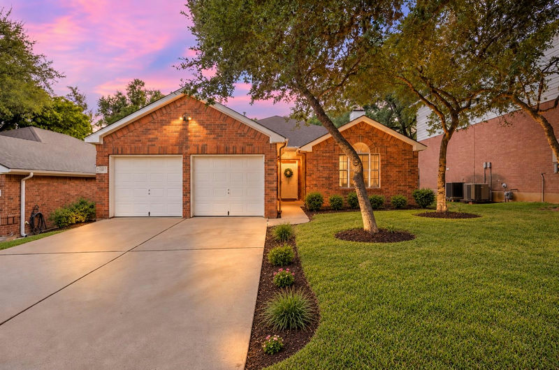 5613 Lomita Verde Cir — exterior