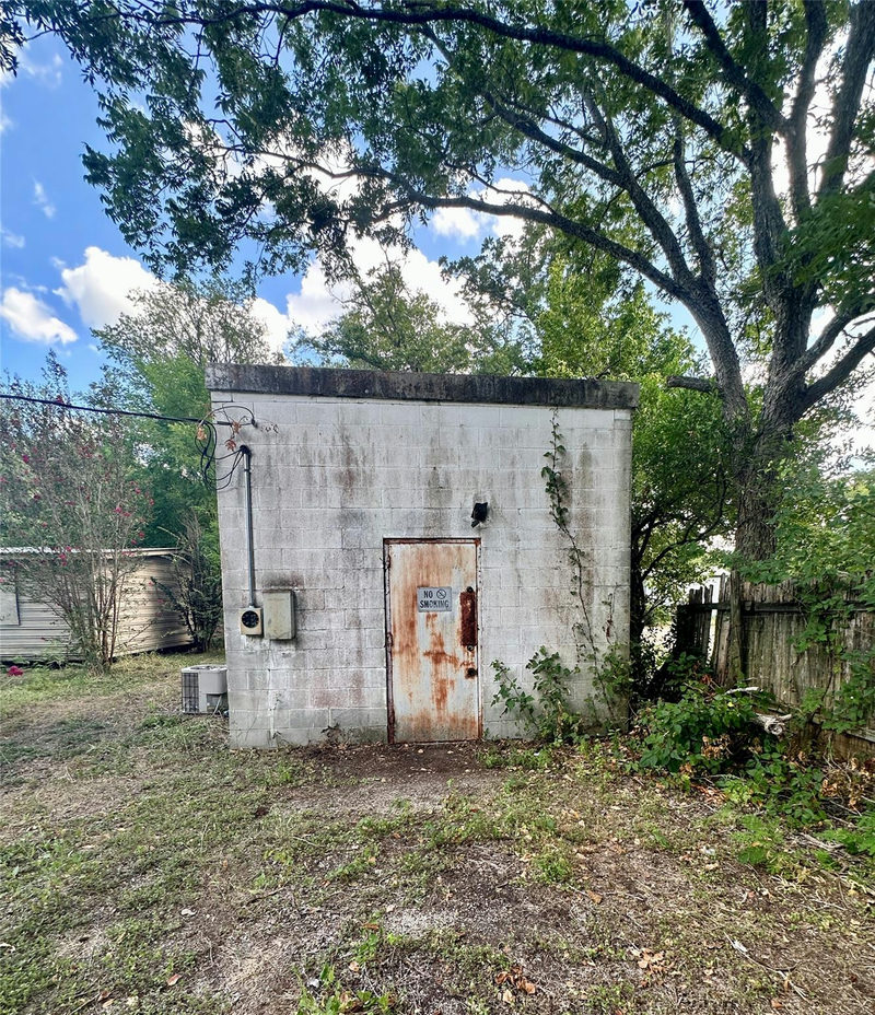 570B N State Highway 95 Hwy N — exterior