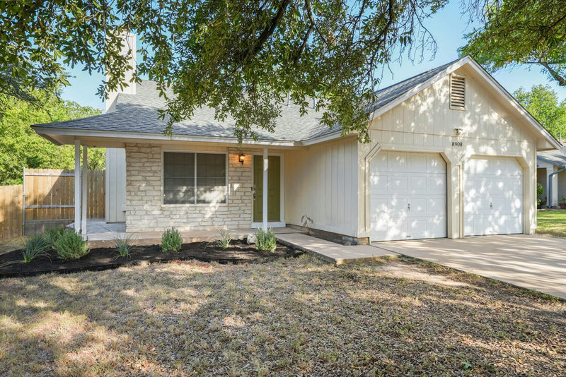 8908 Kentish Cv — exterior