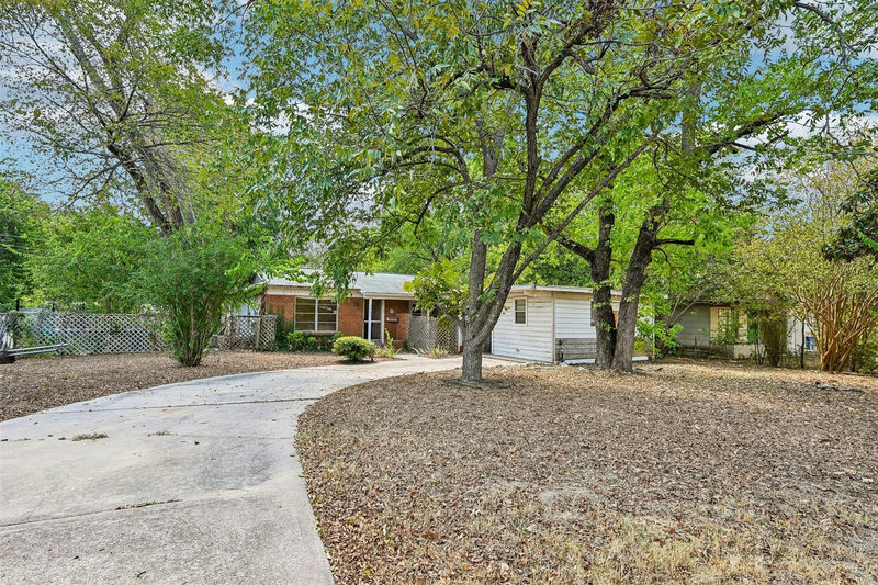 5107 Brookdale Ln — exterior