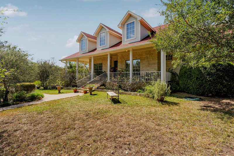 15420 Fox Run Dr — exterior
