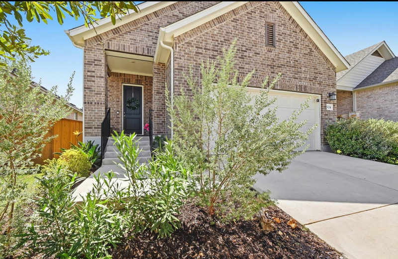 524 Possumhaw Ln — exterior