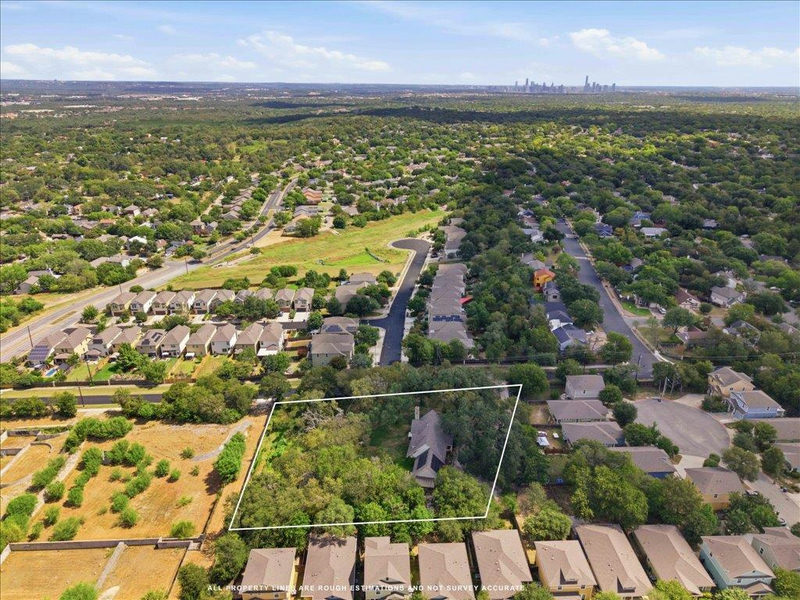 2907 Cameron Loop — exterior
