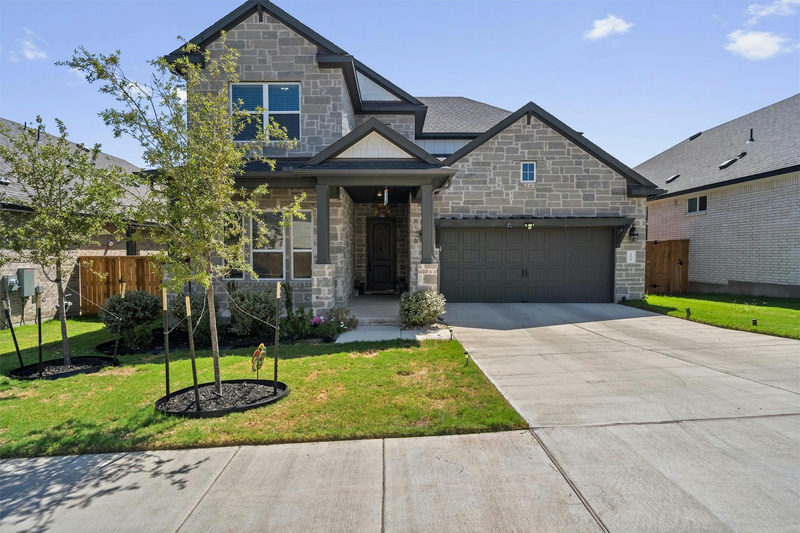 1304 Snowdrop Dr — exterior