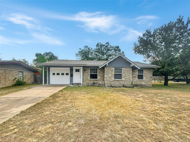 8801 Parkfield Dr — exterior