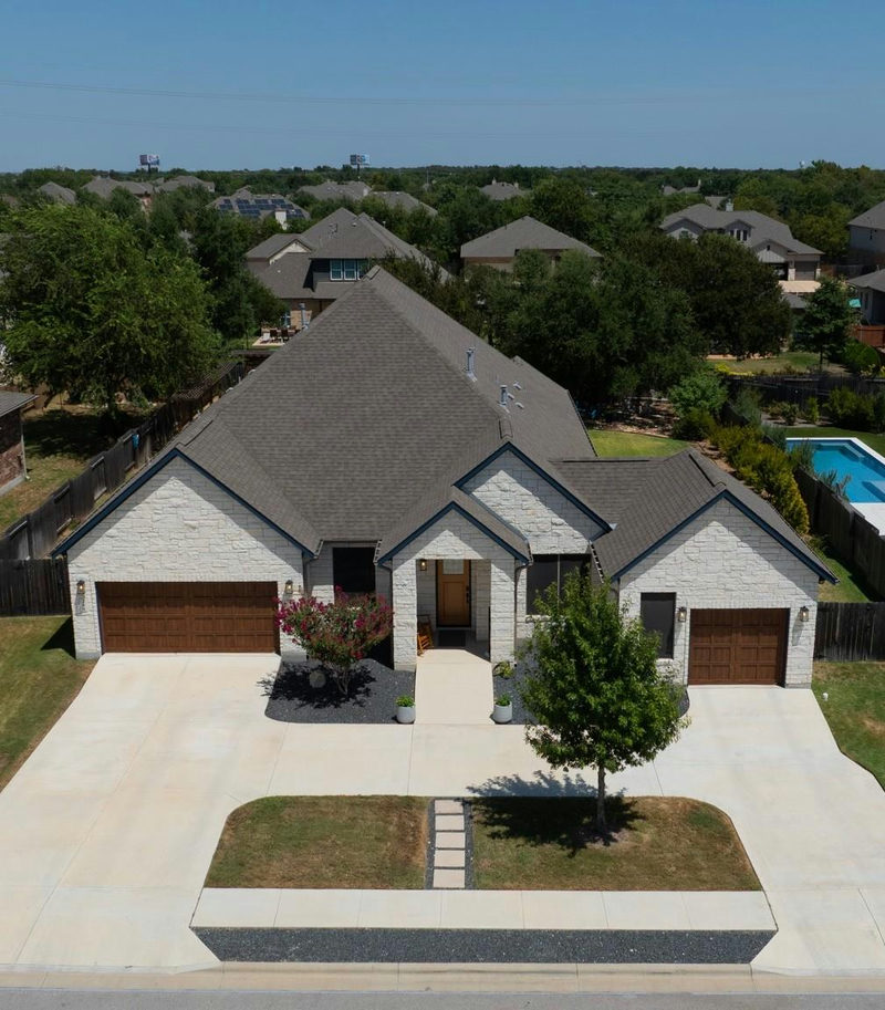208 Escarpment Way — exterior