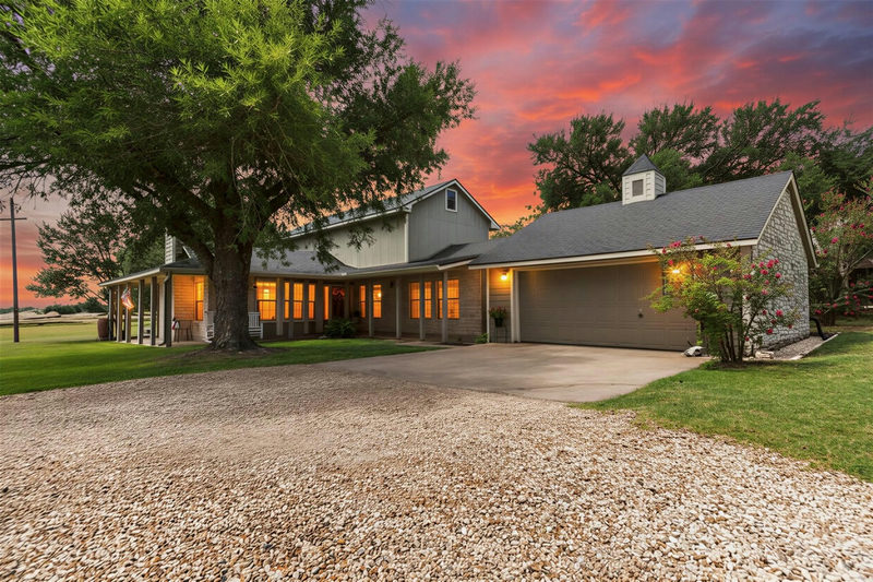31 Fairview Dr — exterior