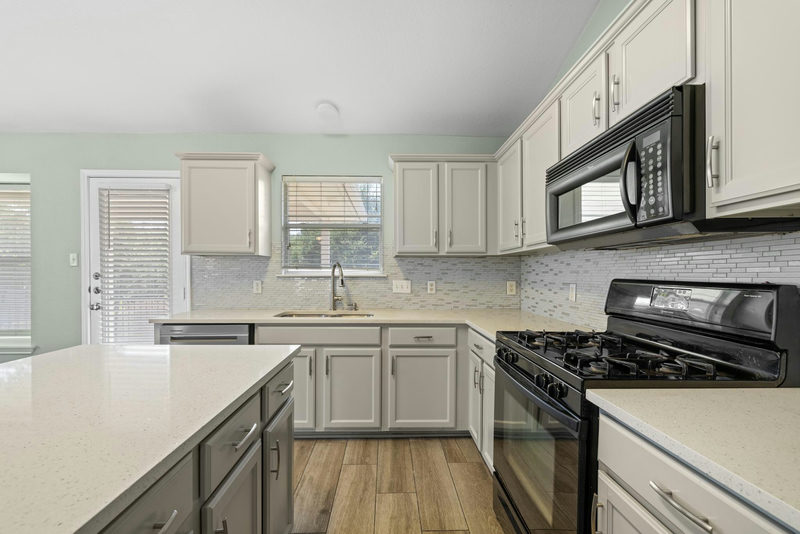 3233 Winding River Trl — exterior