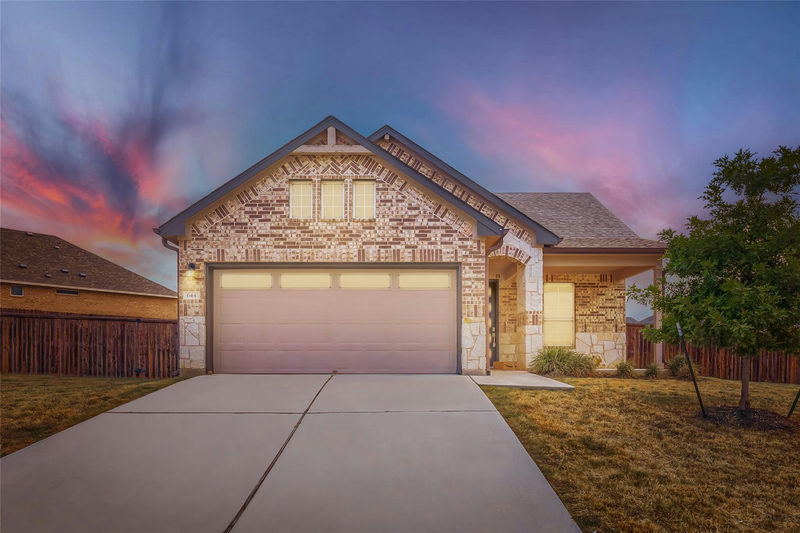 644 Peace Pipe Way — exterior
