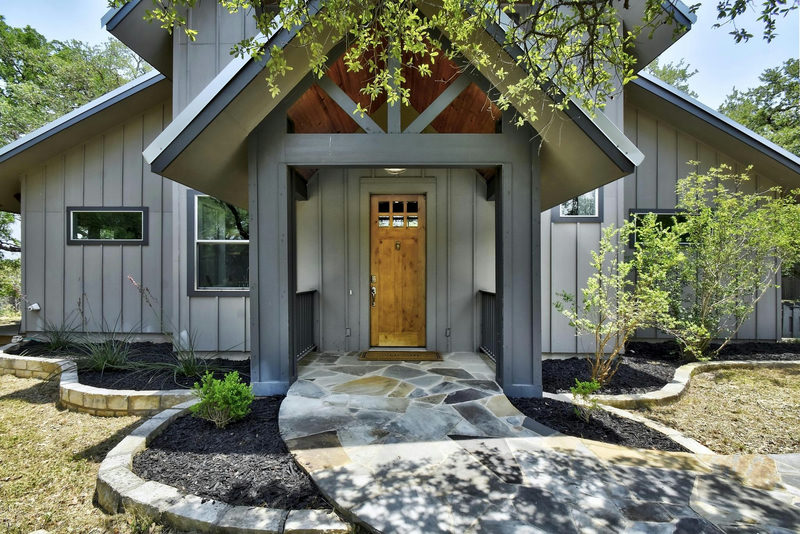 134 Narrows Rd — exterior