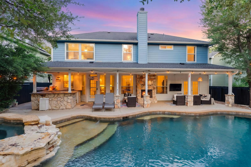 9520 Prescott Dr — exterior