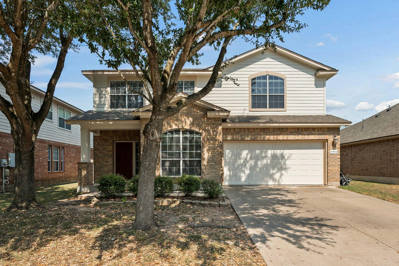 19104 Leigh Ln — exterior
