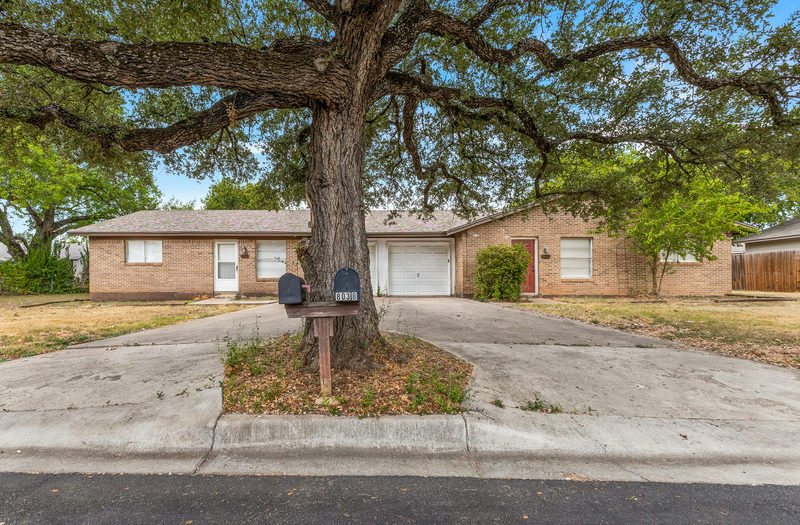 803 Judy Dr — exterior