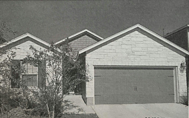1400 Harwell Loop — exterior
