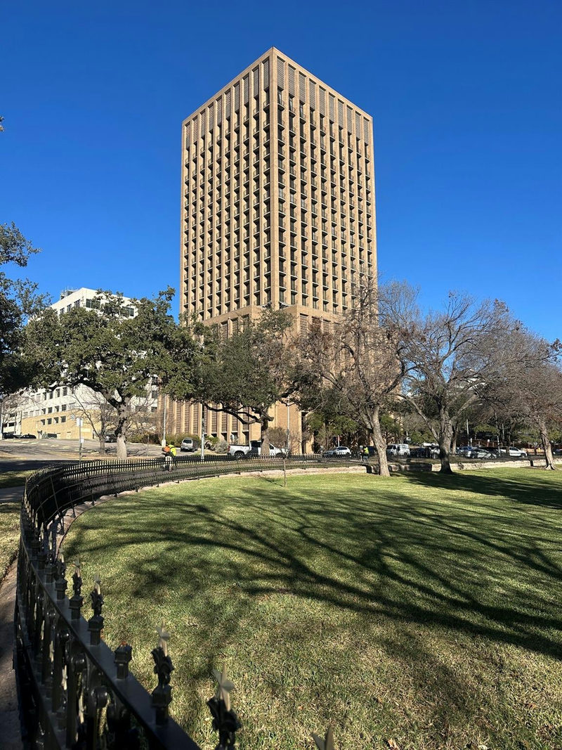 1122 Colorado St #1502 — exterior