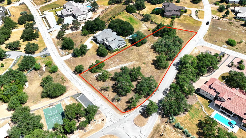 8417 Lakewood Ridge Cv — exterior