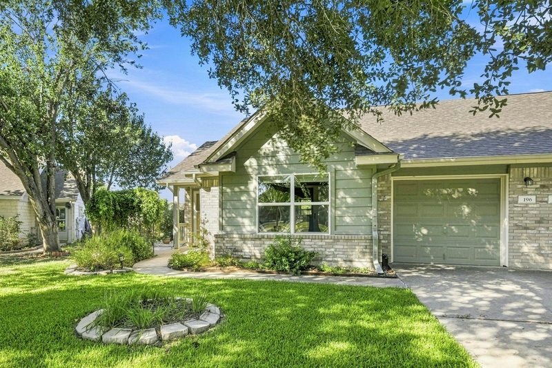 196 Prairie Springs Loop — exterior
