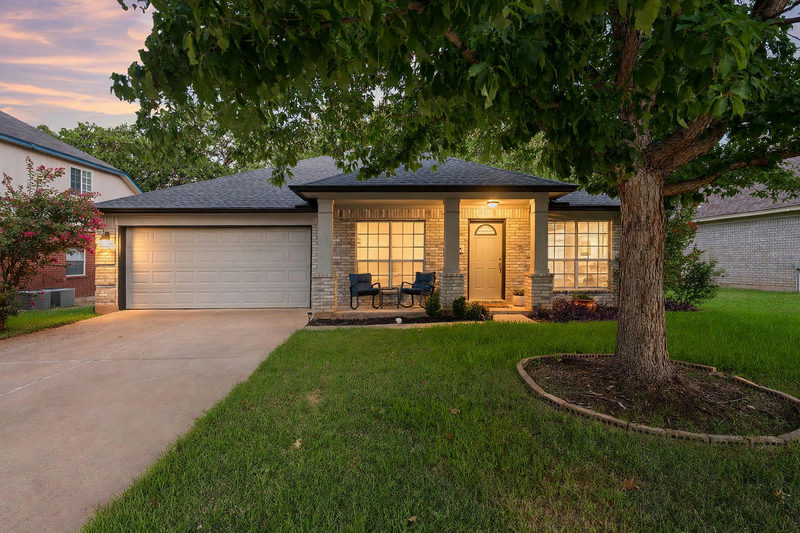 3936 Kristencreek Ln — exterior