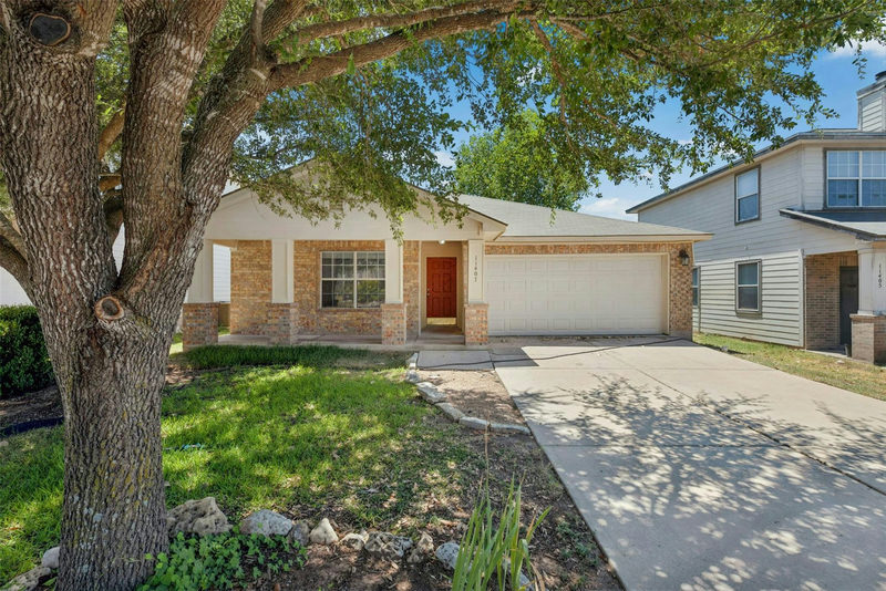 11407 Murchison St — exterior