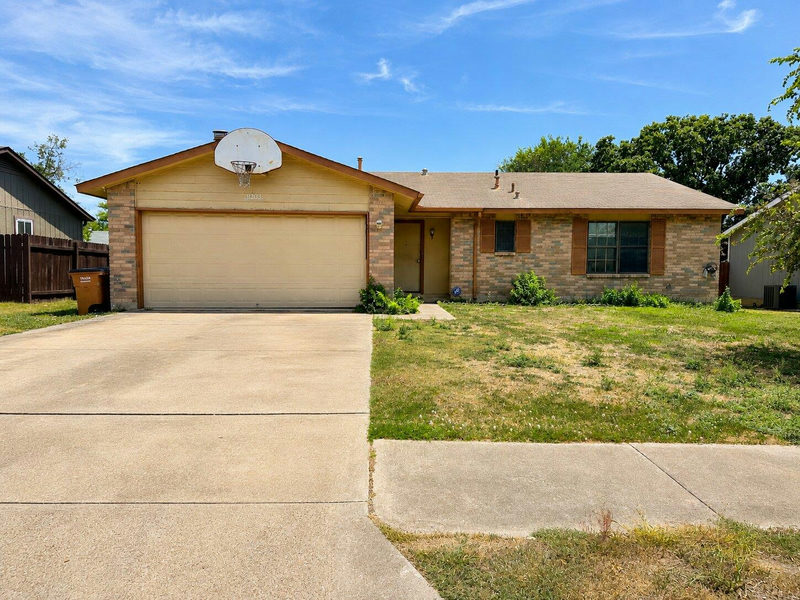 11203 Prairie Dove Cir — exterior