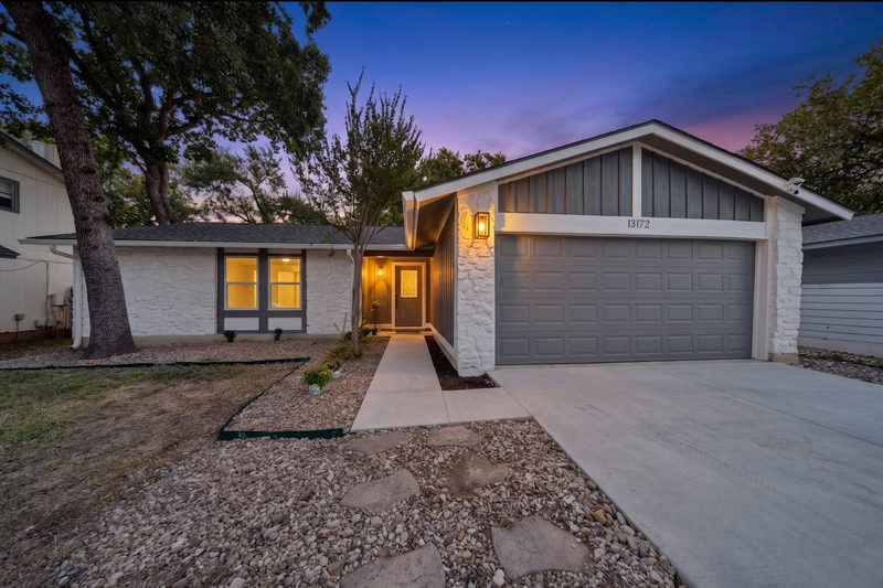 13172 Mill Stone Dr — exterior