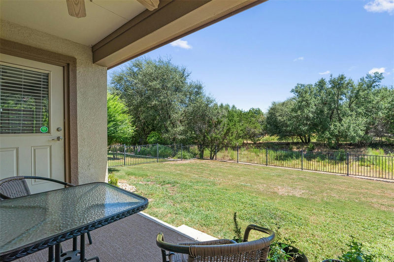 323 Salado Creek Ln — exterior