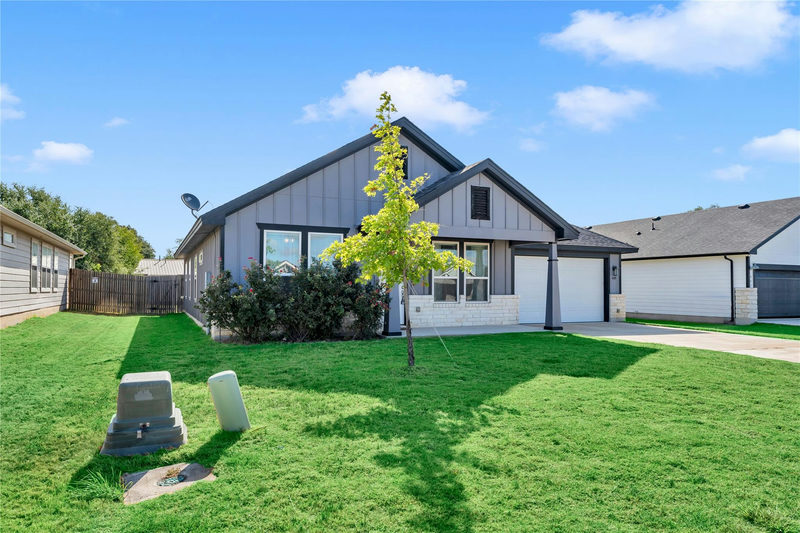 449 Dove Trl — exterior