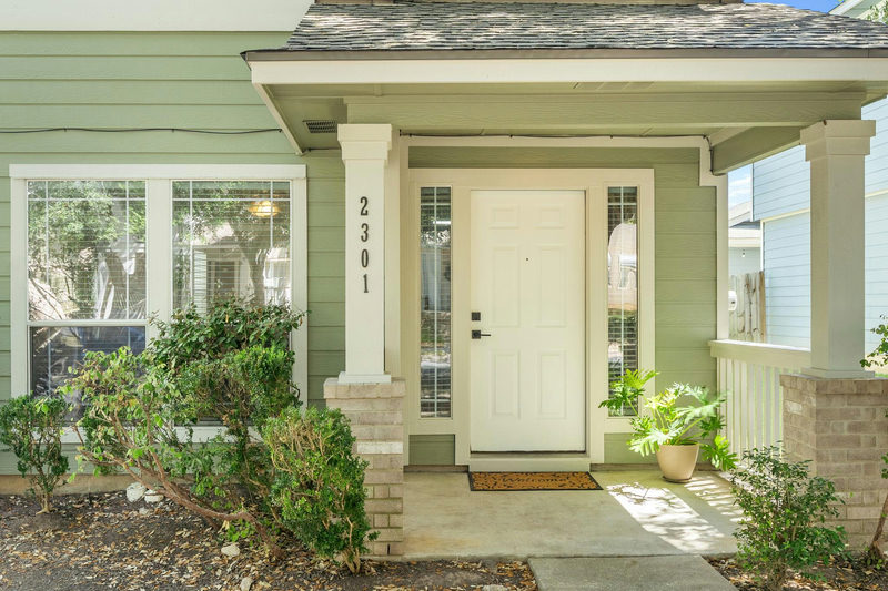 2301 Melissa Oaks Ln — exterior
