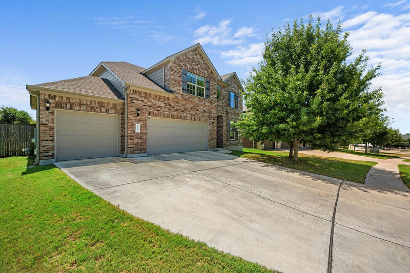 5817 Minerva Cv — exterior