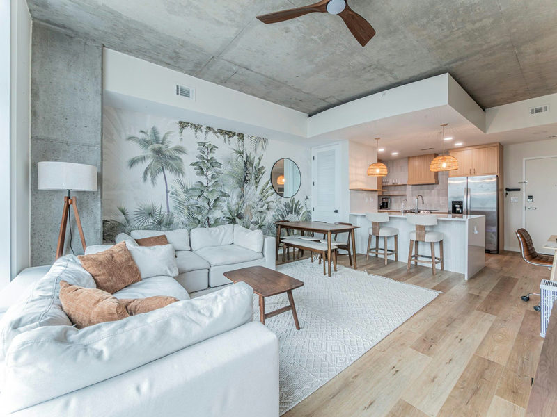 360 Nueces St #1018 — exterior
