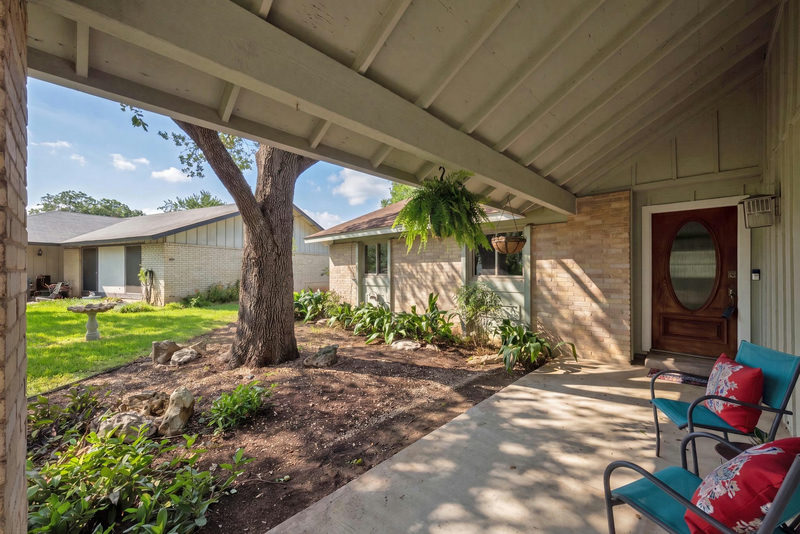 5109 Fort Mason Dr — exterior