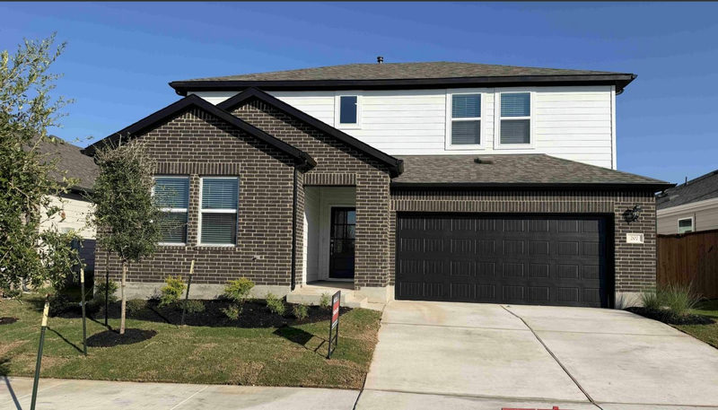 207 Crumpton Way — exterior
