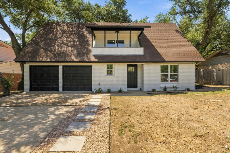 903 Potomac Path — exterior